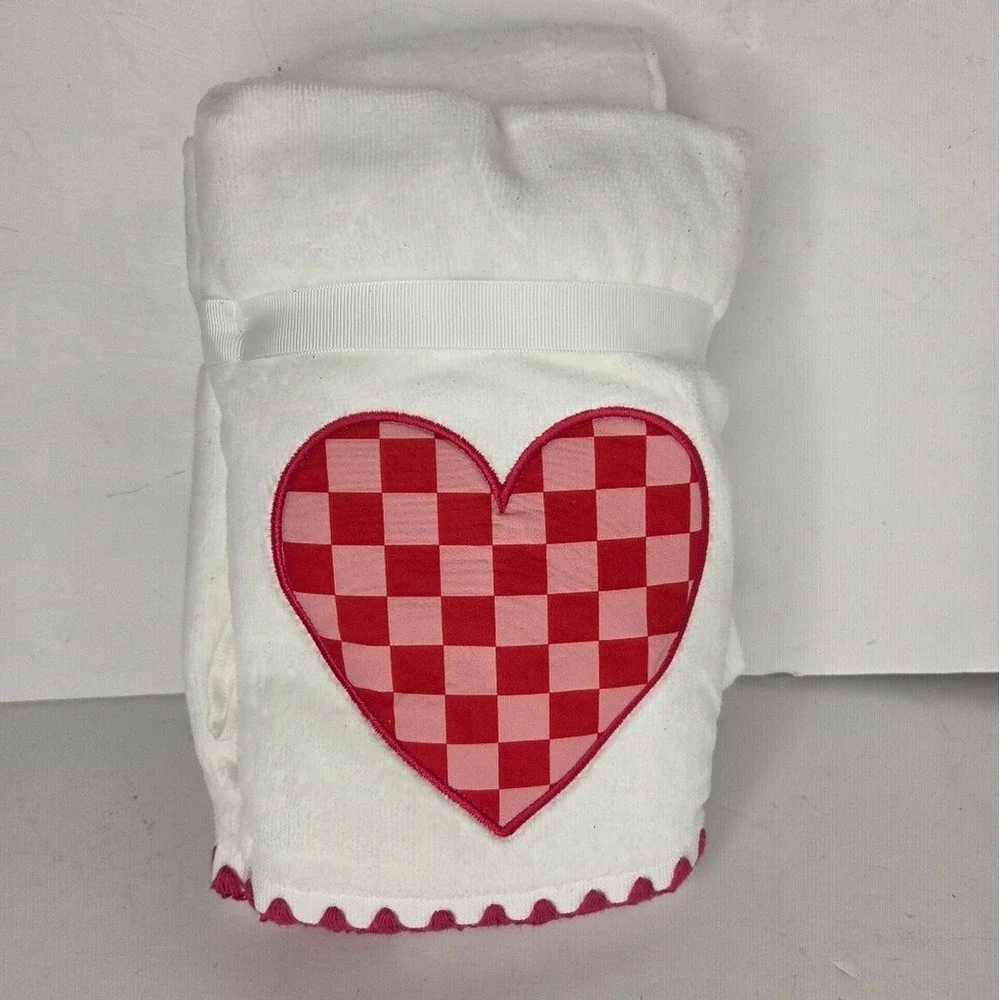 Kassadecor Red Checkered‎ Heart Shaped Design Valentine Thick Cotton Hand Towels